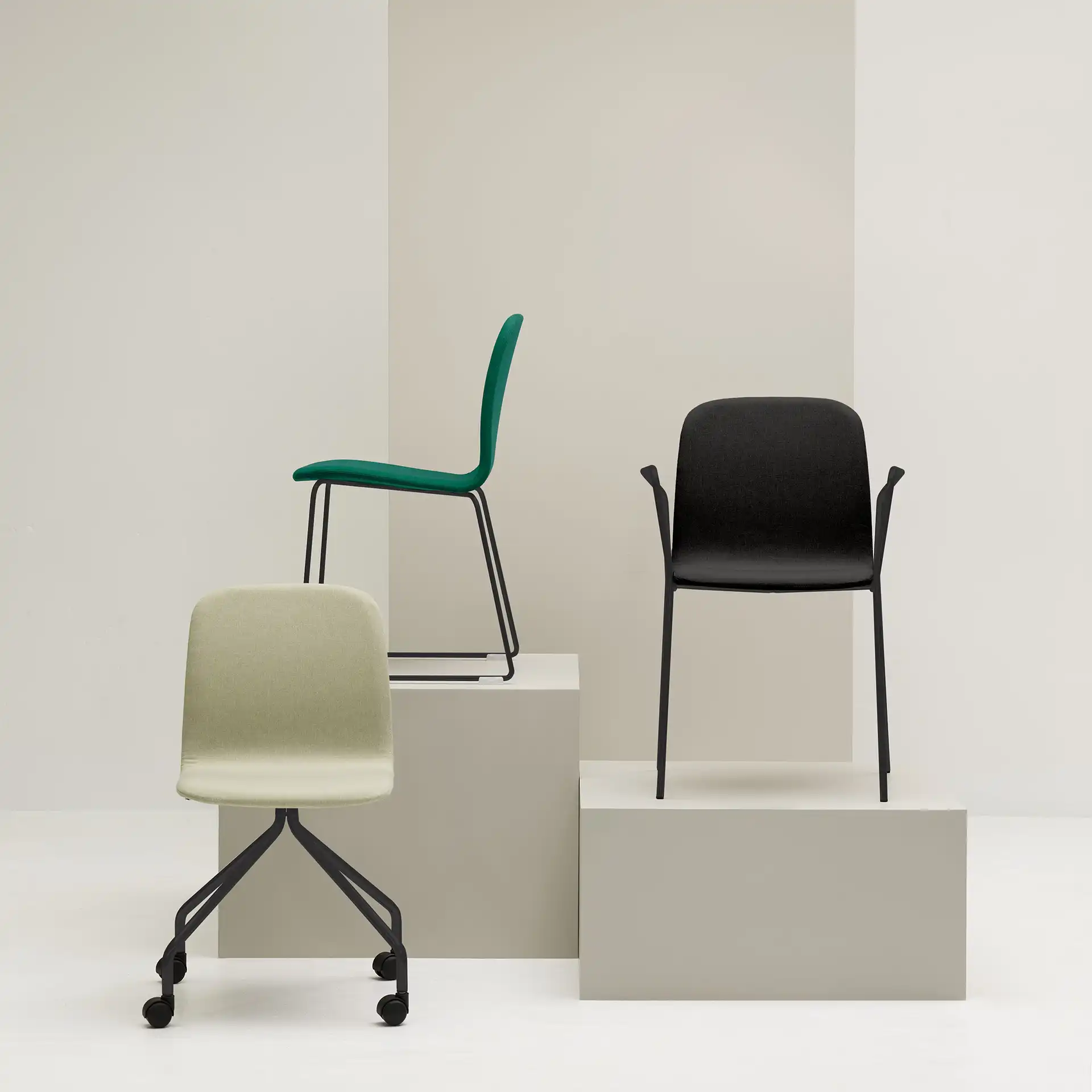 Lövhult four-legged Cura 61232/Black stand