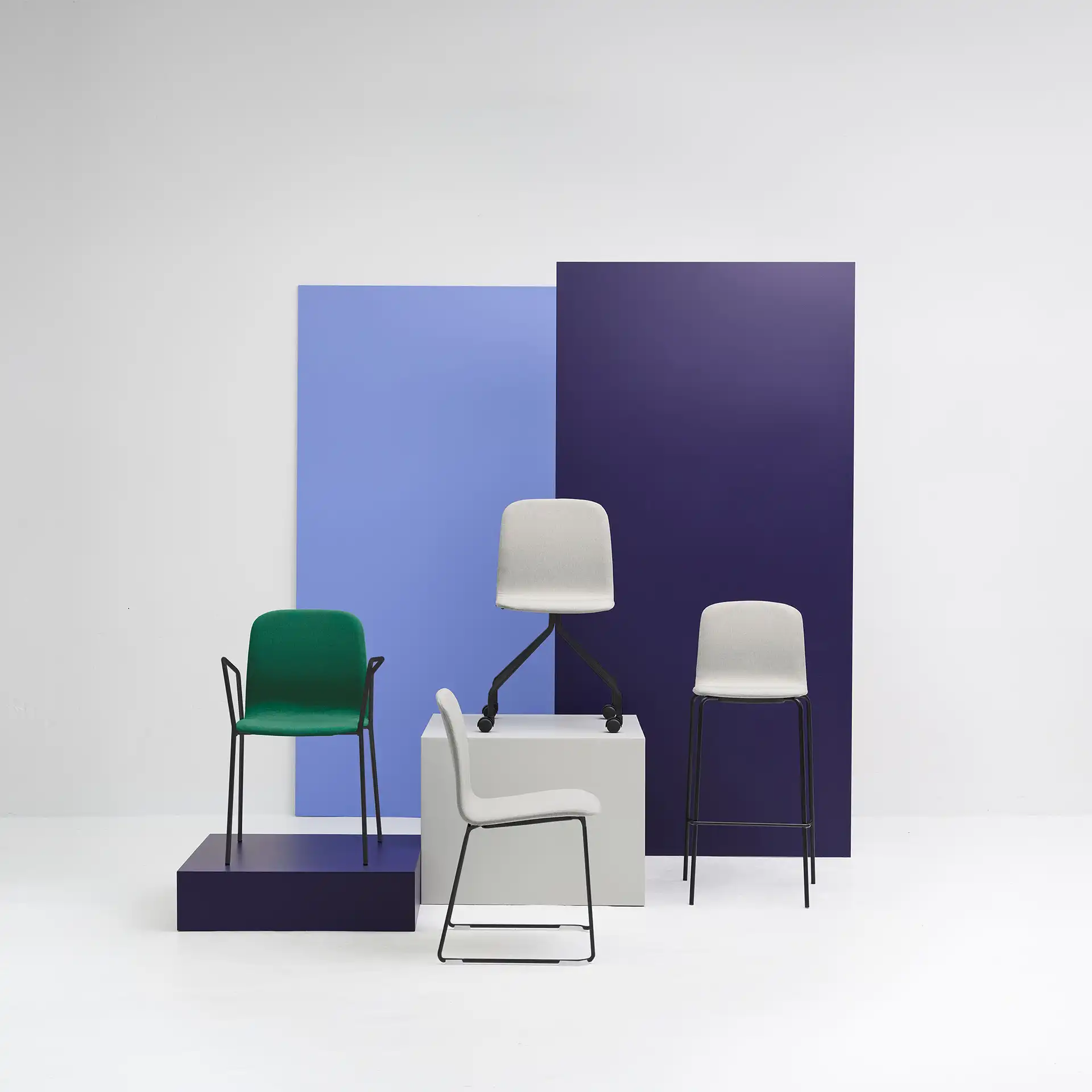 Lövhult four-legged Cura 61232/Black stand